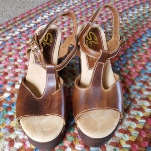 Distressed leather wood platform clogs 8
